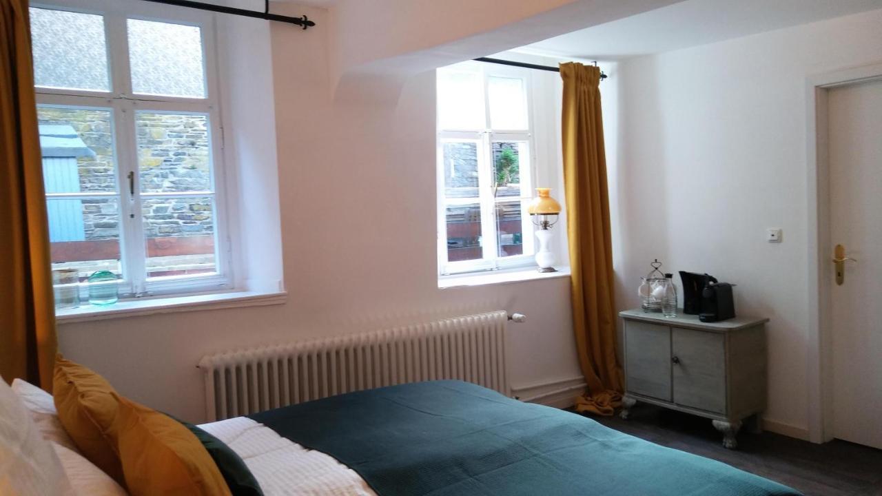 Manoir -1654- Historisch Schlafen In Monschaus Altstadt المظهر الخارجي الصورة